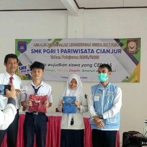 INFORMASI DAN EDUKASI P4GN KEPADA PELAJAR SMK PGRI 1 PARIWISATA KABUPATEN CIANJUR