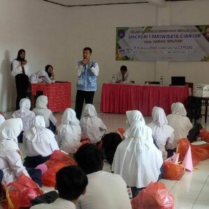 INFORMASI DAN EDUKASI P4GN KEPADA PELAJAR SMK PGRI 1 PARIWISATA KABUPATEN CIANJUR