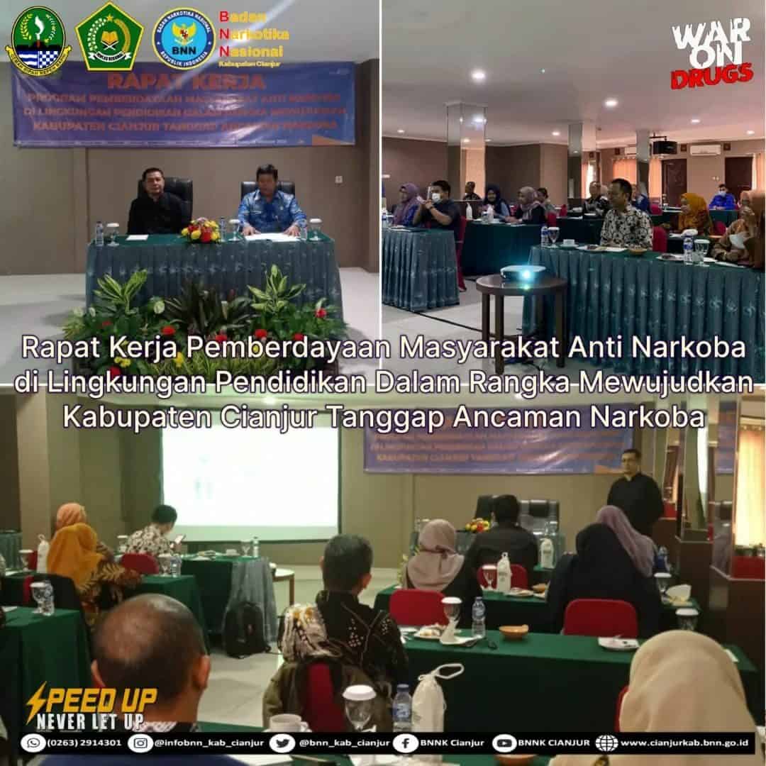 RAPAT KERJA PEMBERDAYAAN MASYARAKAT ANTI NARKOBA DI LINGKUNGAN PENDIDIKAN RAPAT KERJA PEMBERDAYAAN MASYARAKAT ANTI NARKOBA DI LINGKUNGAN PENDIDIKAN