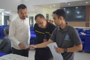 BBPPMPV PERTANIAN CIANJUR DAN BNN KABUPATEN CIANJUR BERSATU DALAM PENCEGAHAN NARKOBA: TES URINE PEGAWAI UNTUK DETEKSI DINI PENYALAHGUNAAN NARKOBA