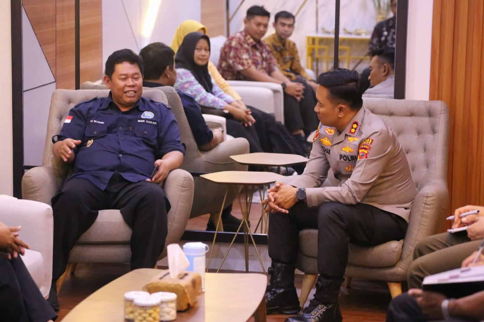 KEPALA BNNK CIANJUR MEMBANGUN SINERGI DENGAN KAPOLRES CIANJUR DALAM OPERASI EXTRAORDINARY NARKOTIKA