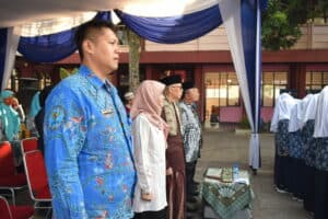 BNN AJAK SANTRI MENGGELORAKAN ANTI NARKOBA DALAM MEWUJUDKAN PONDOK PESANTREN BERSINAR