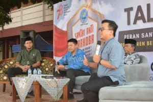BNN AJAK SANTRI MENGGELORAKAN ANTI NARKOBA DALAM MEWUJUDKAN PONDOK PESANTREN BERSINAR