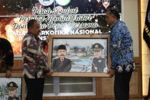 KEPALA BNNK CIANJUR MENGHADIRI ACARA PISAH SAMBUT JABATAN ADMINISTRATOR DAN BUKA PUASA BERSAMA PEGAWAI DI LINGKUNGAN BNNP JABAR