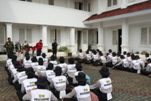BNN KABUPATEN CIANJUR LAKUKAN TES URINE UNTUK CALON PASKIBRAKA: LANGKAH PREVENTIF UNTUK MASA DEPAN BERSIH NARKOBA